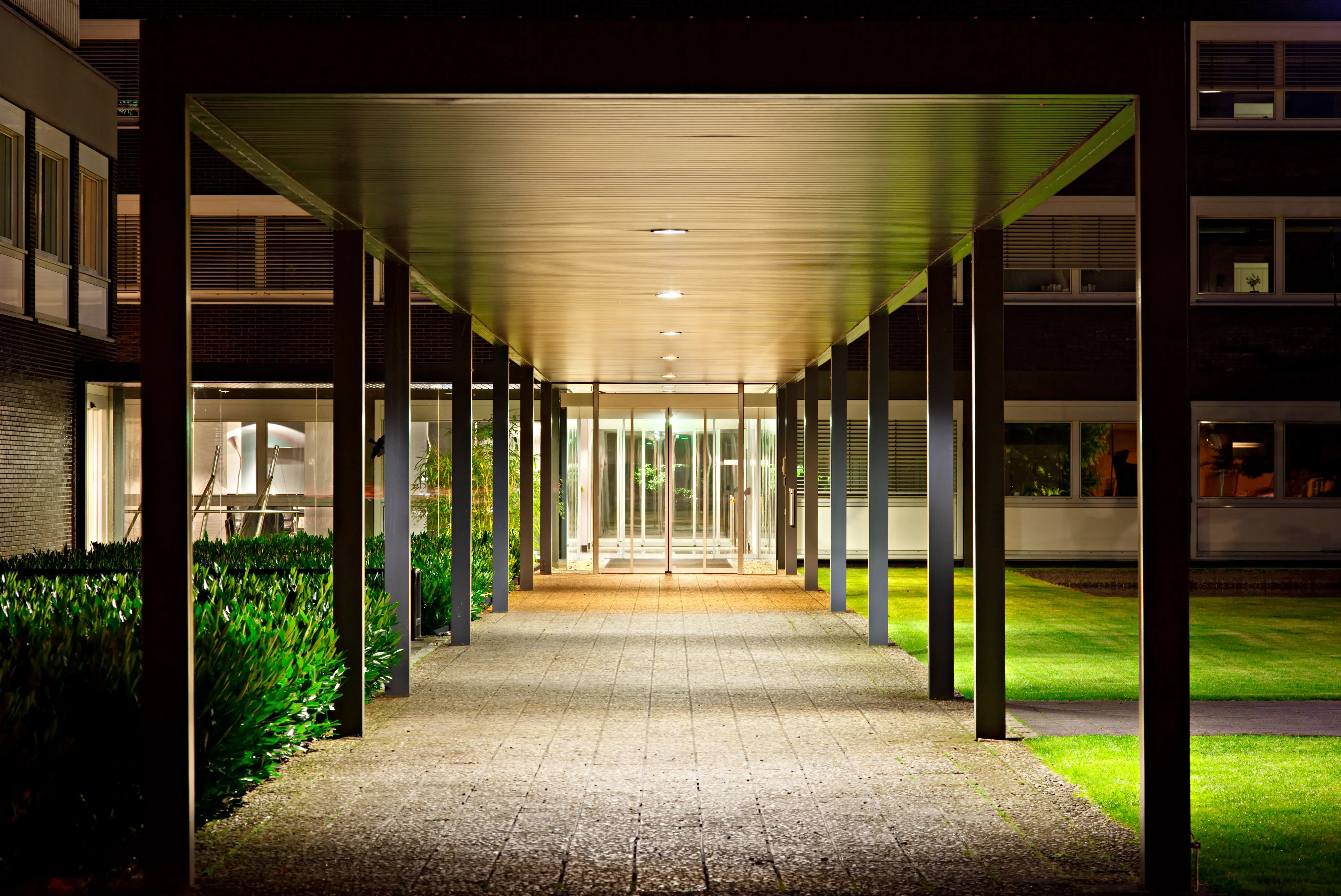 Building surroundings_Preview Building surroundings professional lighting