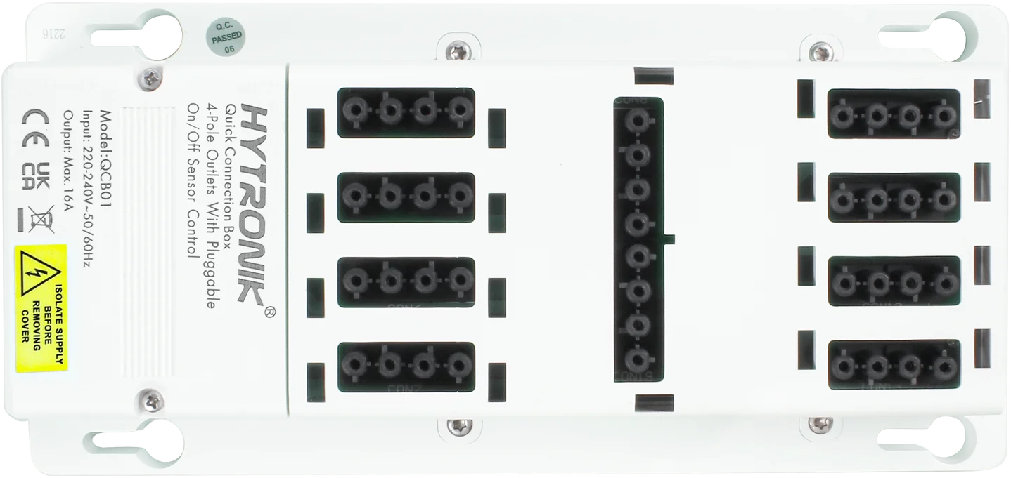 Front view of QCB01 Quick Connection Box  ON/OFF  GST Types 4-poles x 8 lum. + 1 sensor